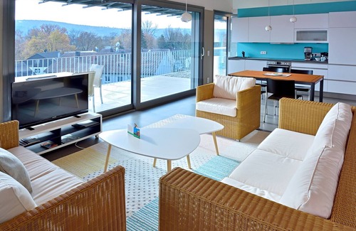 Schorndorf Apartment | Extravagant penthouse apartment with stunning views of the countryside