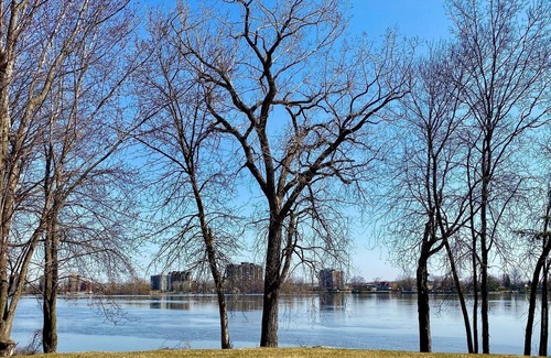L'Ile-Bizard Villa | Exuberant Chateau within 30 minutes of Downtown Montreal