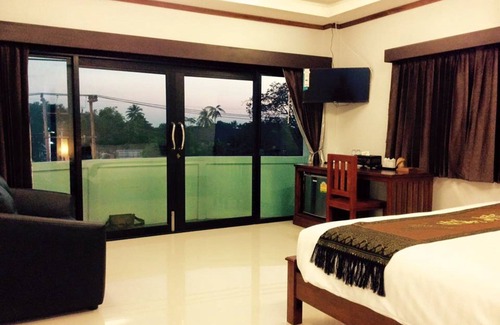 Sukhothai House | EZ House & Cafe