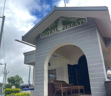 Kodaikanal Bed & Breakfast | Ezhil Royal Stay