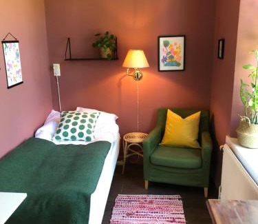 Sunne Bed & Breakfast | FärgLabbets Bed and Breakfast