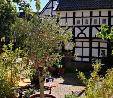 Alt-Wetter Hotel | Fünf Giebel Eck in der Freiheit am Ruhrtalradweg