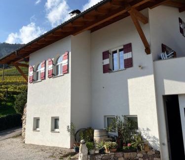 Kurtatsch an der Weinstraße Apartment | Für 4-6 Wohnhaus im Weinberg - Voldersberghof
