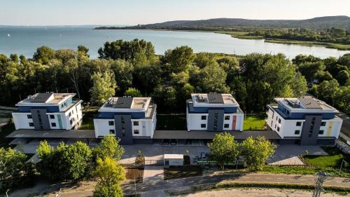Balatonfuzfo Apartment | Fűzliget2 - Balaton Bliss