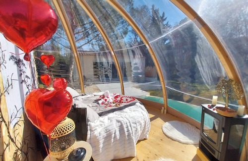 Malves-en-Minervois Cabin | "F"anny Wigwam 26m2 and 50m2 relaxation area