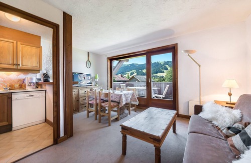Le Planellet Apartment | F1 4 PERS ON THE TRACKS AND ON THE GOLF COURSE. MEGEVE MONT D'ARBOIS.(MINI 1 WEEK)