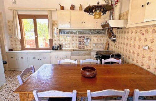 Aegina Town Apartment | F5 seafront apartment with rooftop sea view