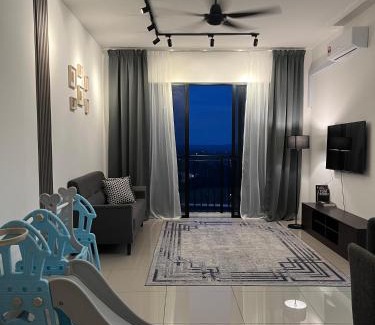 Labu Apartment | FA Homestay KLIA