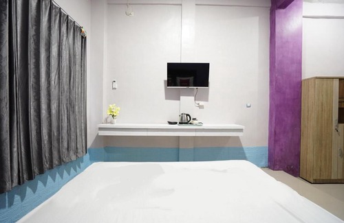 Babat Hotel | FA Homestay Syariah at Babat Lamongan Mitra RedDoorz