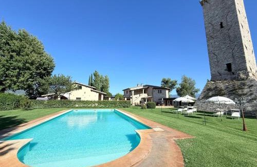 Limiti Villa | Fab villa with fenced pool, huge grounds, meditation park, child activity park