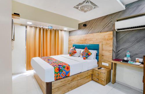 Jogeshwari West Hotel | FabExpress Amber Corp Inn