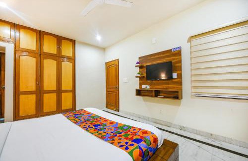 Faridabad Hotel | FabExpress Galaxy II