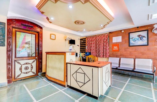 Kolkata Hotel | FabExpress Harry inn