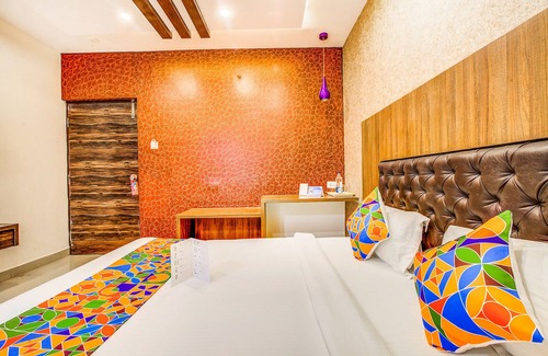 Marathahalli Hotel | FabExpress Mayuri Residency