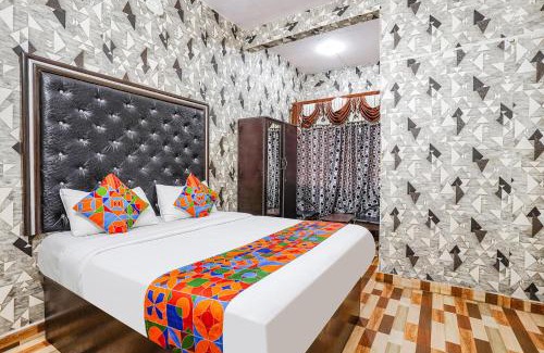 Yeshwanthpur Hotel | FabExpress Pavithraa Edition - Nr Yeshwantpur Circle