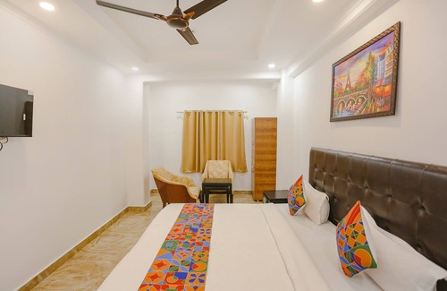 Dwarka Hotel | Fabexpress Taj Residency