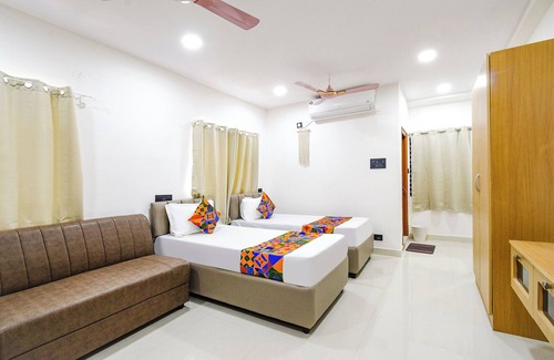Gachibowli Hotel | Fabhotel Elegance