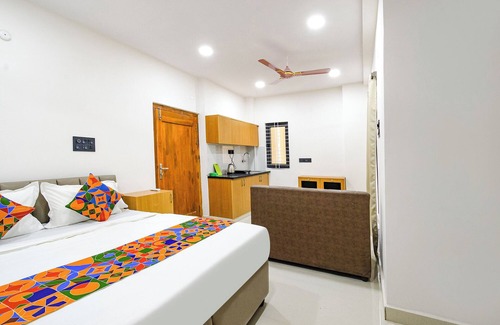 Gachibowli Hotel | Fabhotel Elegance