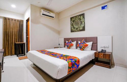 Surat Hotel | FabHotel La Victoria - Galaxy Circle