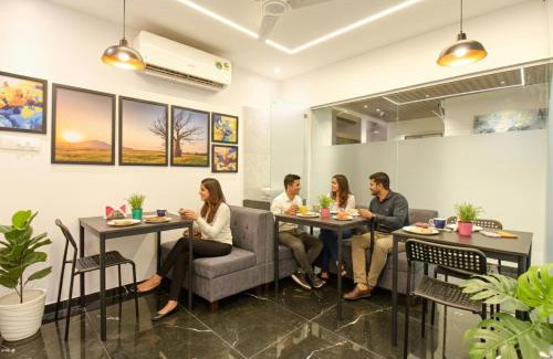 Pune Hotel | FabHotel Olive Suite - Near Airforce get