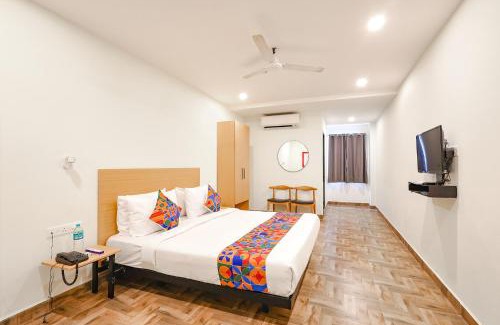 Chennai Hotel | Fabhotel Perfect Stays - Near Chrompet Railway Station