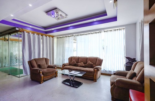 Pallavaram Hotel | Fabhotel Prime Mahalaya Residency