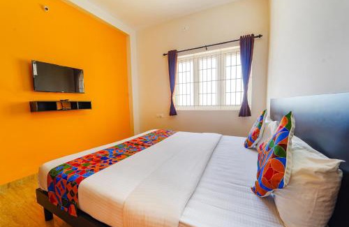 Saravanampatty Hotel | FabHotel Saro Sri Residency