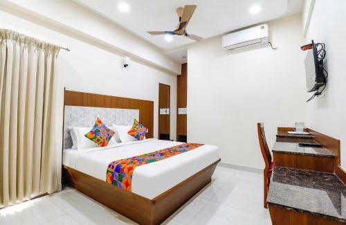 Shivaji Nagar Hotel | FabHotel Sathya Comforts - Nr Commercial Street