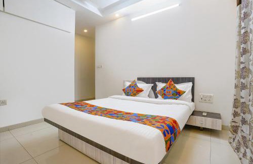 Mira Bhayandar Hotel | FabHotel Shree Balaji NX Banquets & Apartment