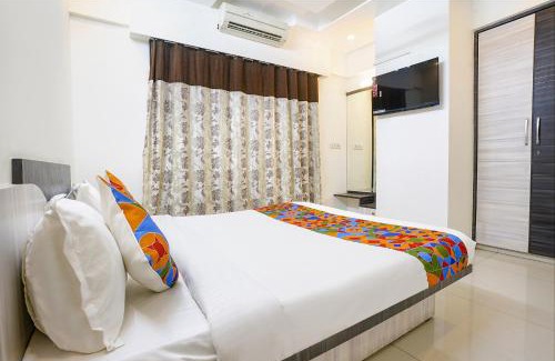 Mira Bhayandar Hotel | FabHotel Shree Balaji NX Banquets & Apartment