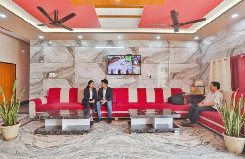 Ayodhya Hotel | FabHotel Shree Venkatesh Nileyam