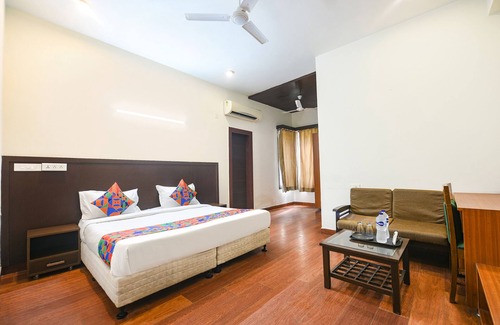 Sector 15 Hotel | Fabhotel Silver Tree