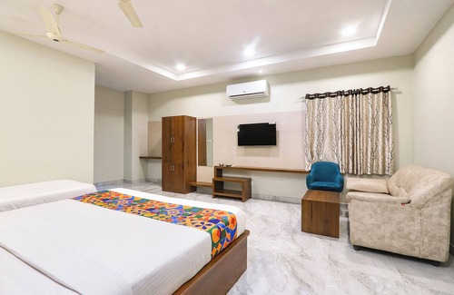 Khammam Hotel | Fabhotel Simhadri Grand
