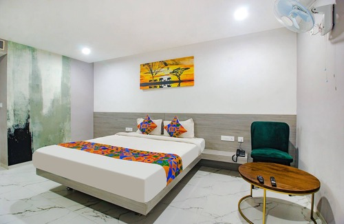 Miyapur Hotel | Fabhotel Ssr Fern Suites