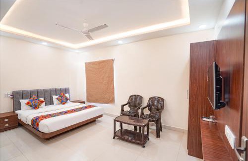 Kolar Road Hotel | FabHotel The Ganesha Oasis