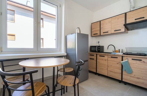 Katowice Apartment | Fabryczna Comfy Apartment
