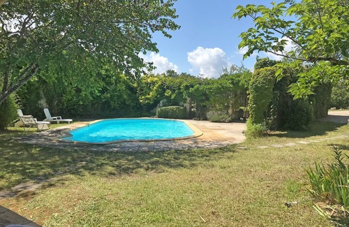 Eymet House | Fabulous 2 bed Gite 2km quiet Walk into Eymet