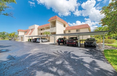 Burnt Store Marina Condo | Fabulous 2-bedroom condo with AC in Punta Gorda