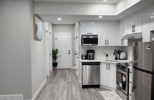 Northwest Calgary Apartment | fabulous and cozy guest suite