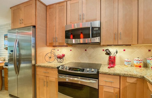 Verde Vista Condo | Fabulous Condo in the heart of Arcadia Lite - Walk to amazing restaurants