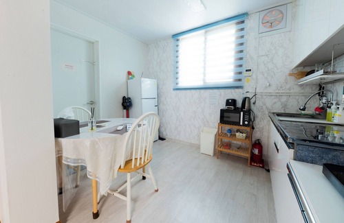 Pyeongtaek House | Fabulous house with AC in charming 평택시