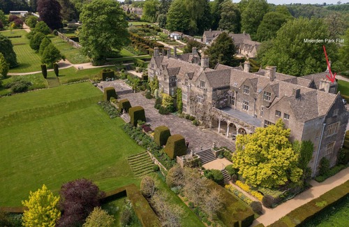 Miserden Cottage | Fabulous Jacobean apartment in the grounds of a Cotswold country estate - Miserden Park Flat