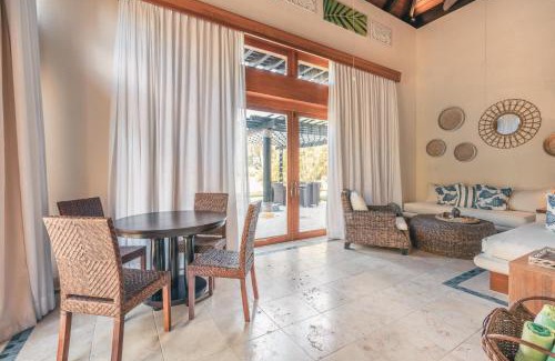 Punta Cana Villa | Fabulous villa with picuzzi at Green Village B843