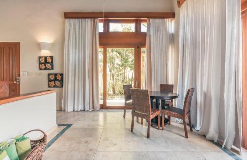 Punta Cana Villa | Fabulous villa with picuzzi at Green Village B843