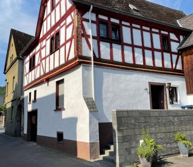Karden Apartment | Fachwerk-Romantik 1 an der Mosel