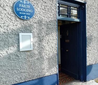 Kenmare Cabin | Fáilte Lodging Kenmare Town Centre