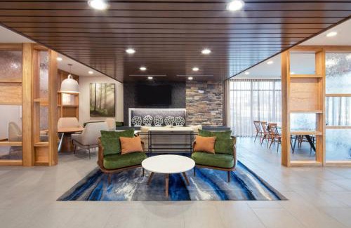 Northwest Pensacola Hotel | Fairfield by Marriott Inn & Suites Pensacola Pine Forest