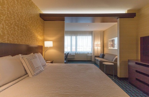 Regina Hotel | Fairfield by Marriott® Inn & Suites Regina