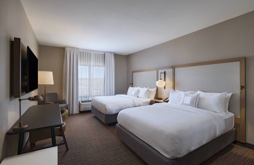 Stetson Hills Hotel | Fairfield Inn & Suites by Marriott Colorado Springs East/Ballpark
