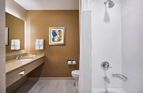 Jefferson Manor Hotel | Fairfield Inn & Suites by Marriott Alexandria